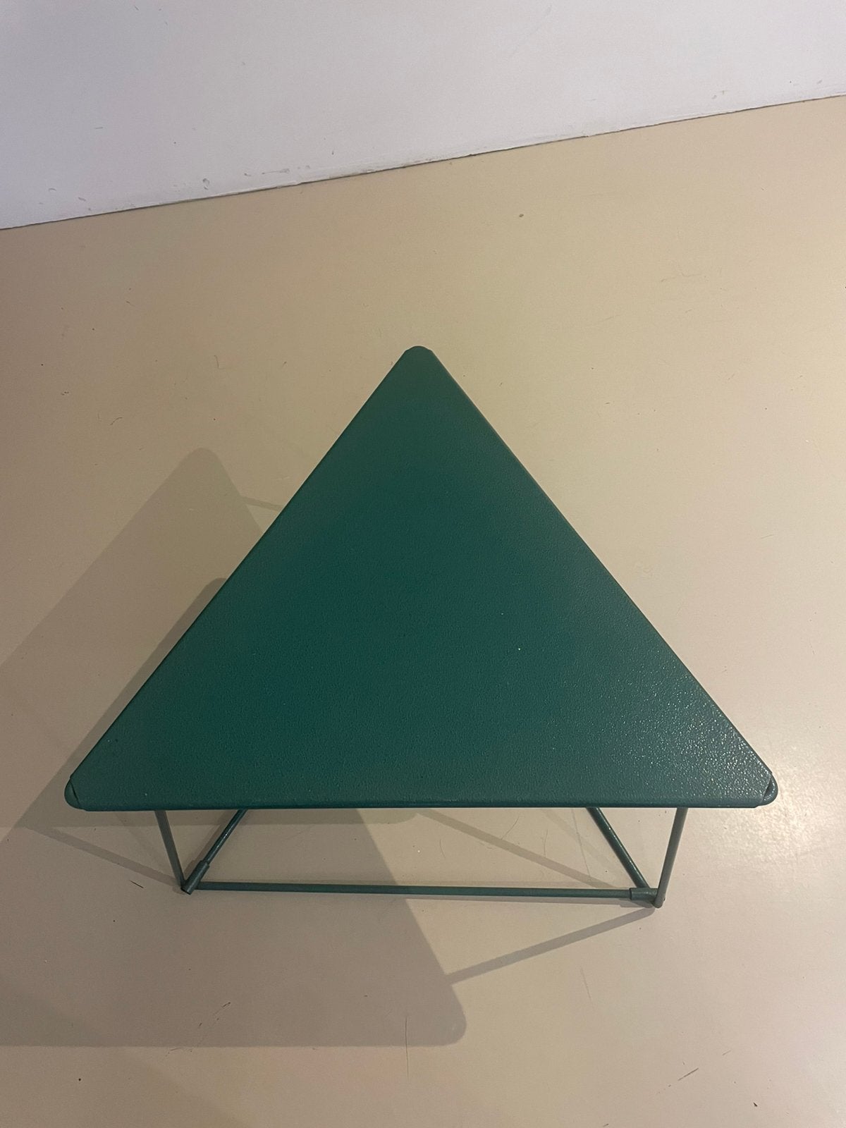 Vintage IKEA OTI bijzettafel – Niels Gammelgaard, Huis en Inrichting, Minder dan 55 cm, Rond, Zo goed als nieuw, Ophalen