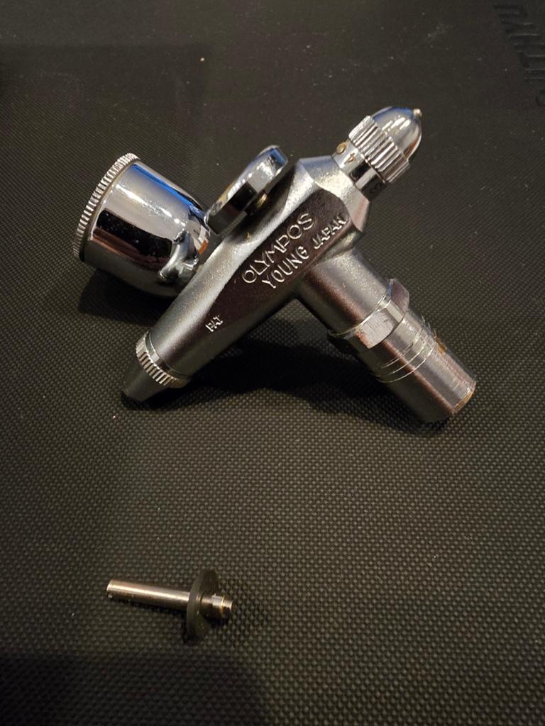 Olympus Young Japan Airbrush - Vintage Model, Ophalen of Verzenden