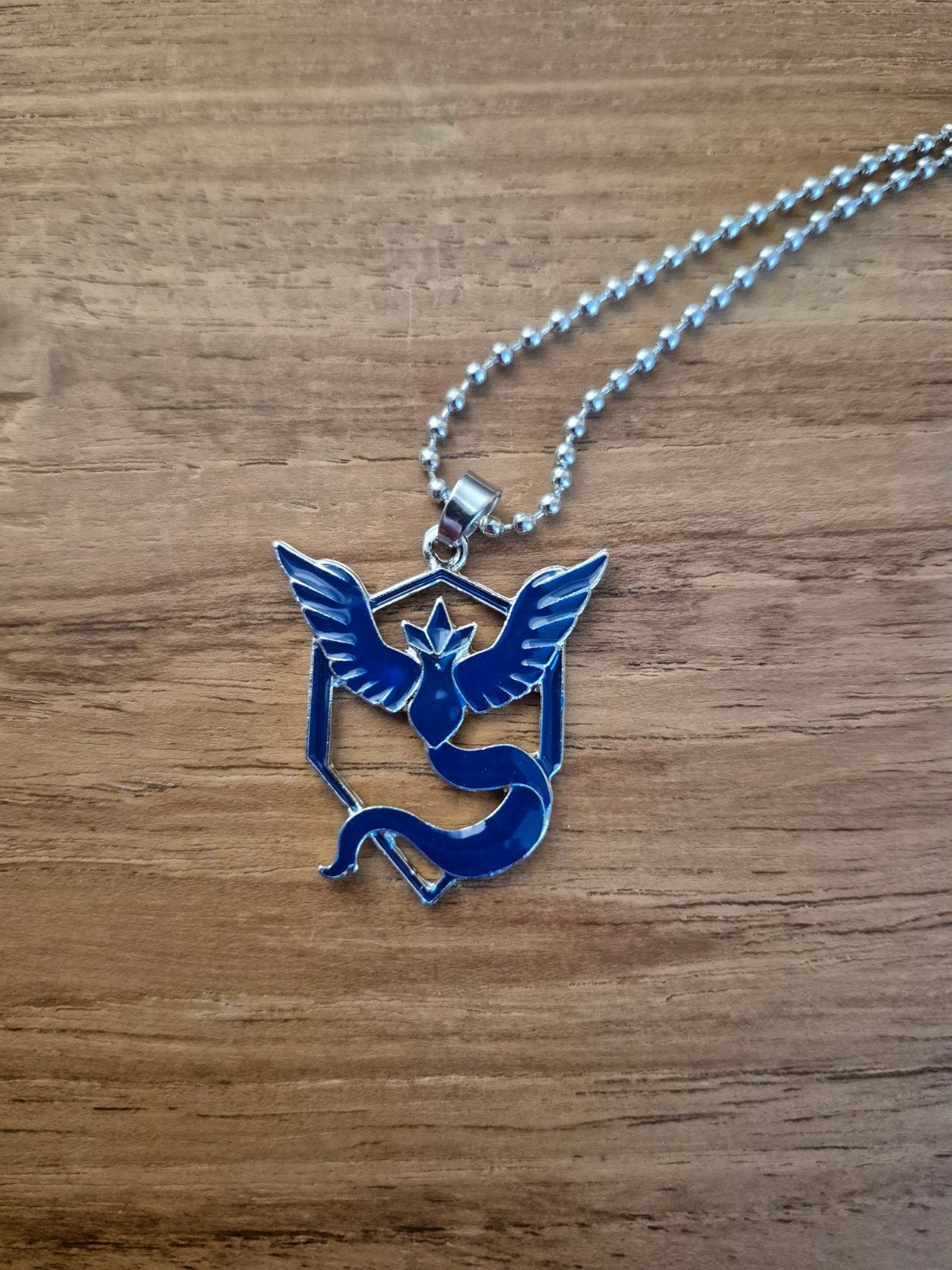 Pokémon Go Team(blauw) Mystic ketting met hanger, Blauw, Nieuw, Ophalen of Verzenden, Overige materialen