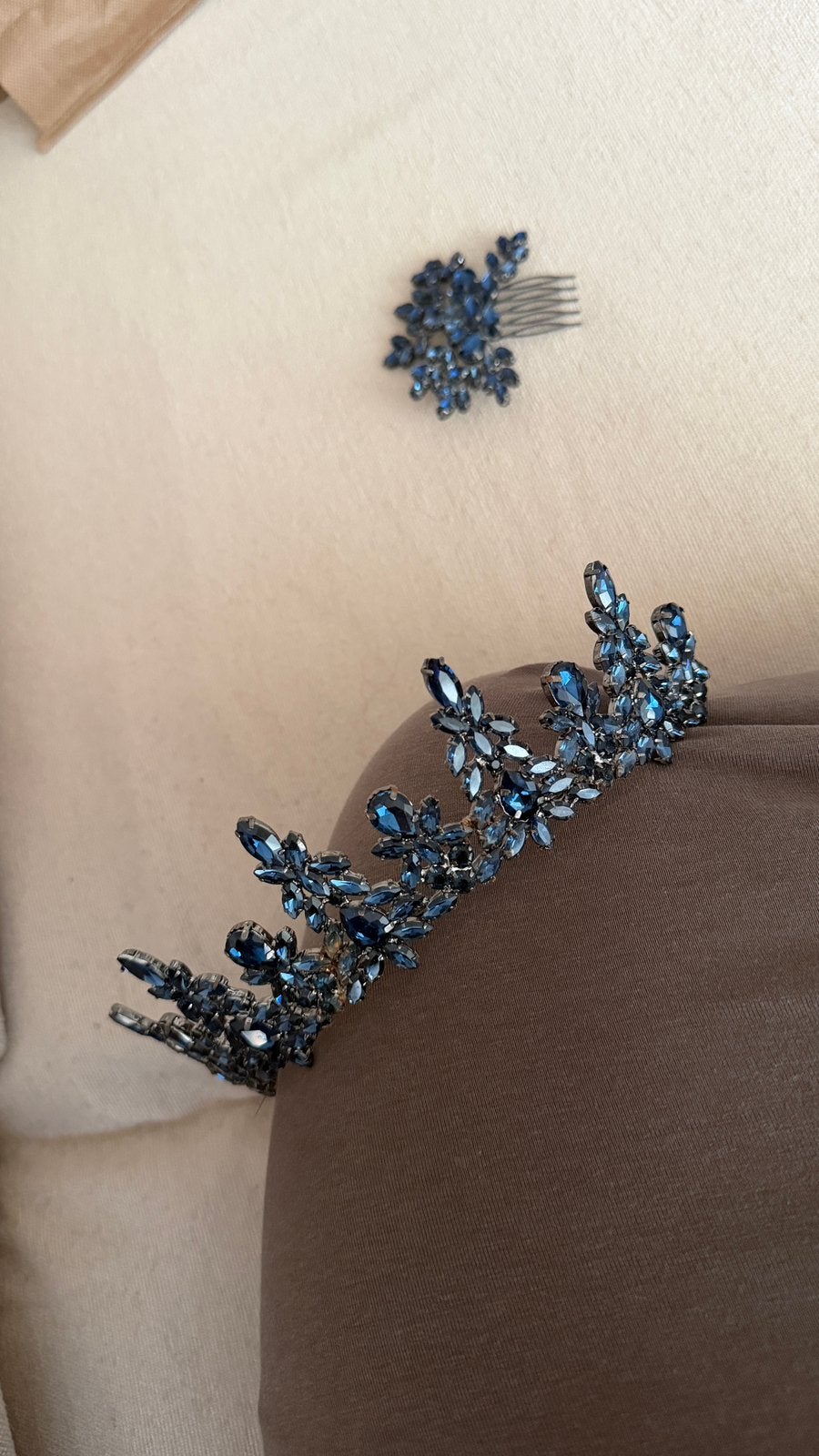 Bruidskroon en speld, Ophalen of Verzenden, Zo goed als nieuw, Blauw, Accessoires
