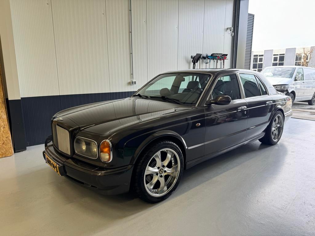 Bentley Arnage 4.4 AUT 1999 Bruin, Auto's, Automaat, Achterwielaandrijving, 8 cilinders, Bruin