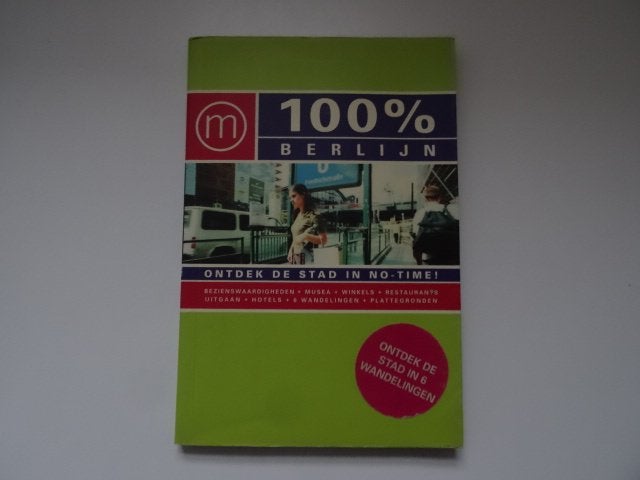 100% Berlijn reisgids / time to momo, Boeken, Europa, Ophalen of Verzenden, Reisgids of -boek, Gelezen