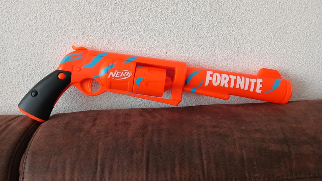 Verschillende 'Nerf' pistolen en dergelijke merken., Ophalen of Verzenden, Gebruikt