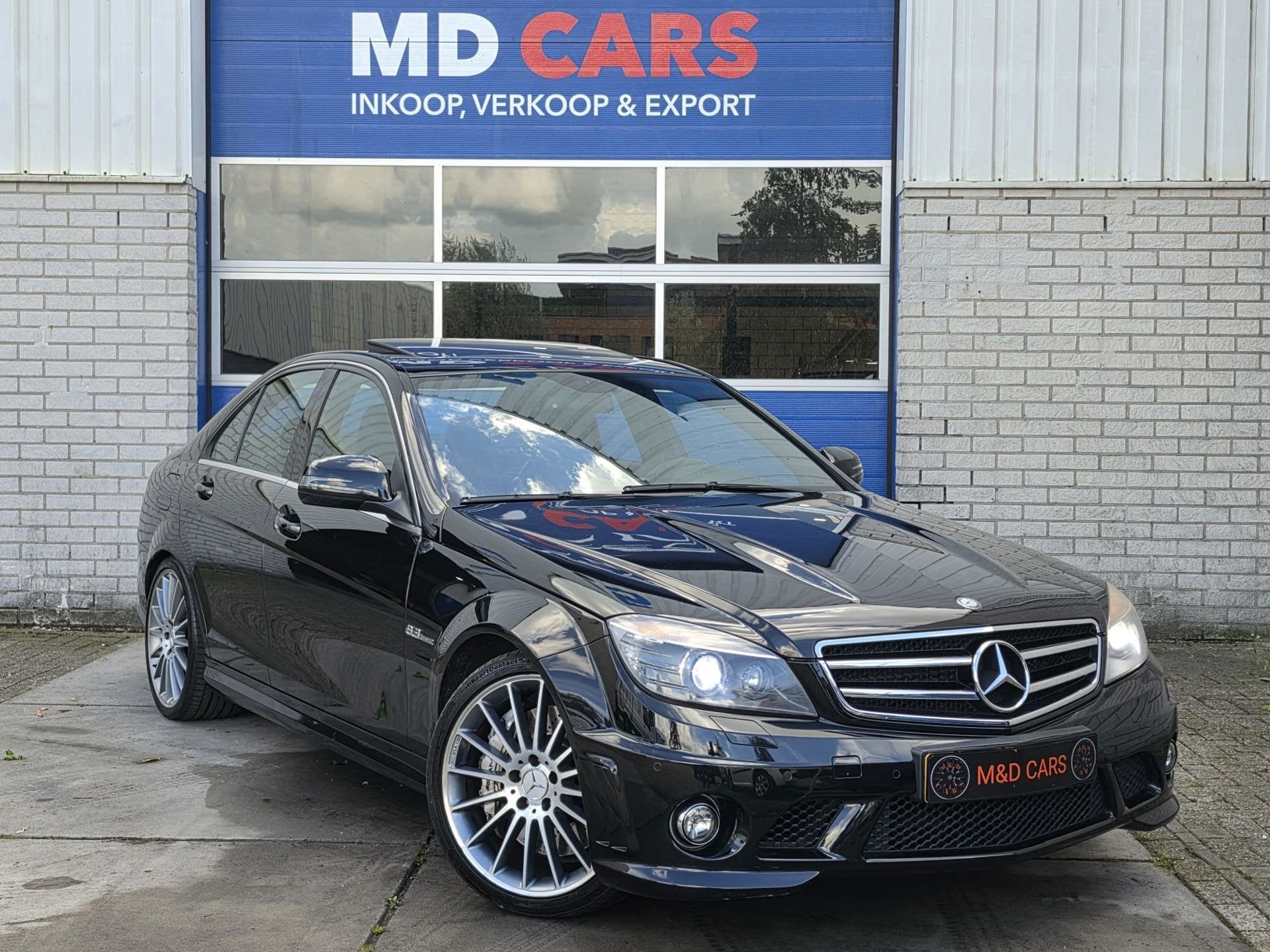 Mercedes-Benz C-klasse AMG 63 SCHUIFDAK/MEMORY STOELEN/PDC/N, Auto's, Automaat, Dealer onderhouden, Achterwielaandrijving, Zwart