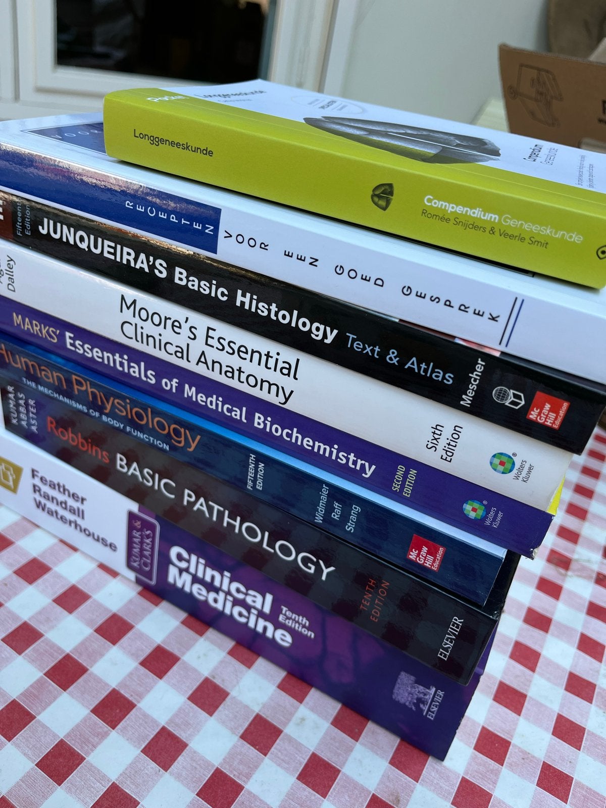 Boekenpakket geneeskunde, Ophalen, Beta, Zo goed als nieuw, WO