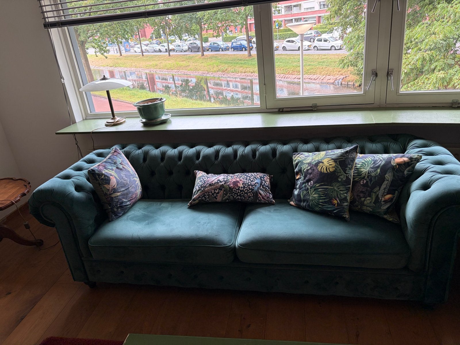 Bank, 3-zits, groen velours, Ophalen, Driepersoons, 75 tot 100 cm, Zo goed als nieuw