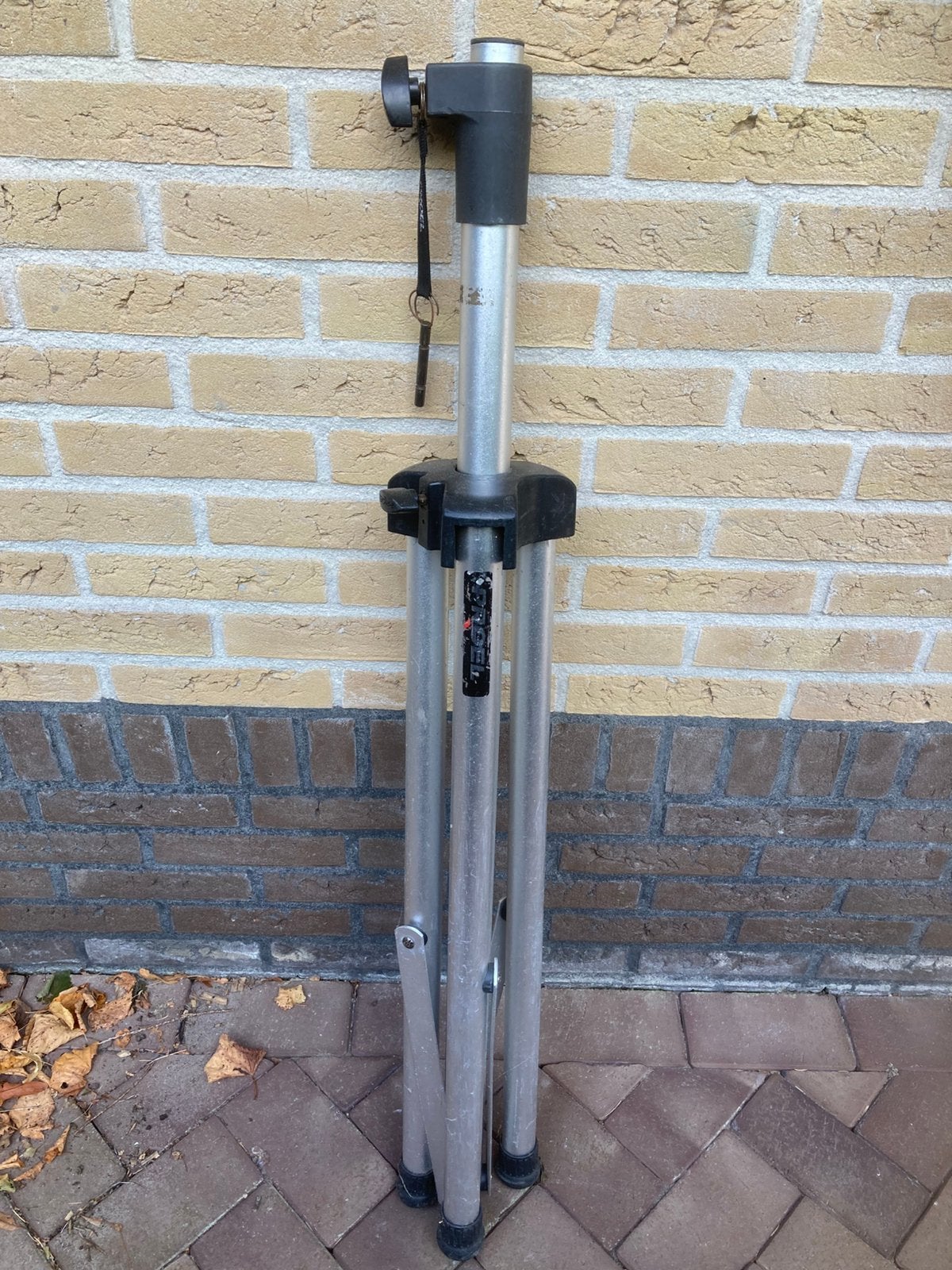 Proel aluminium speakerstatief nog 22 stuks, Ophalen, Gebruikt, Muziekstandaard, Speaker