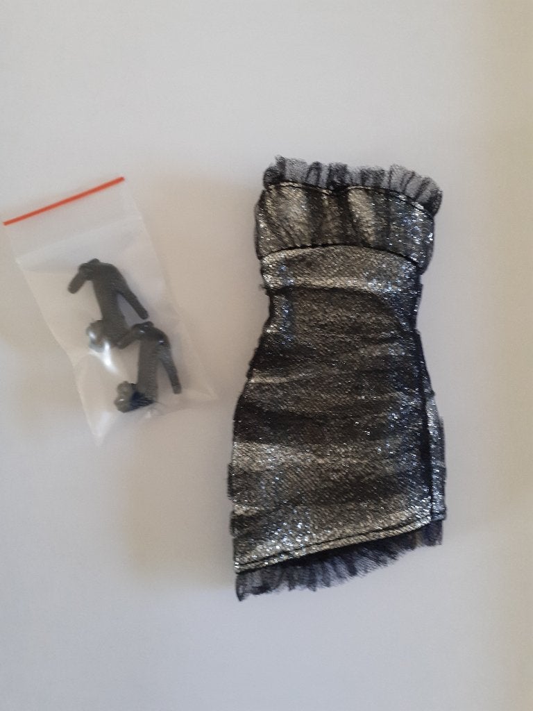 Barbie Fashion Fever/Fashionistas kleding 80/90, Verzenden, Gebruikt, Kleertjes