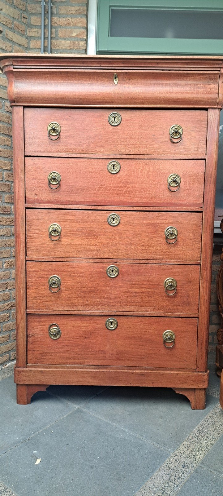 19e-eeuws ladenkast chiffonière, Ophalen