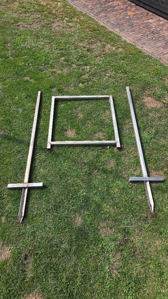 RVS frames met poten, Ophalen, Gebruikt