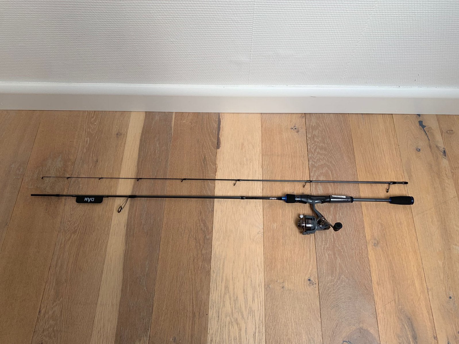 Nieuwe Dam Salt-X spinhengel + Mitchell molen, 2.25m 2.5-10g, Dam, Nieuw, Ophalen of Verzenden, Dam