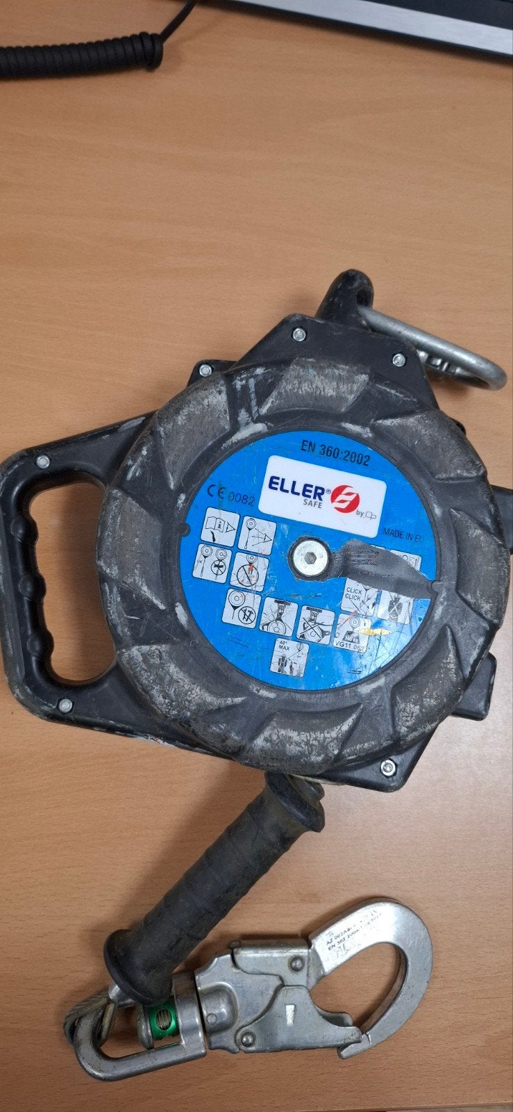 Valstop beveiliging met 15 meter staalkabel, Ophalen