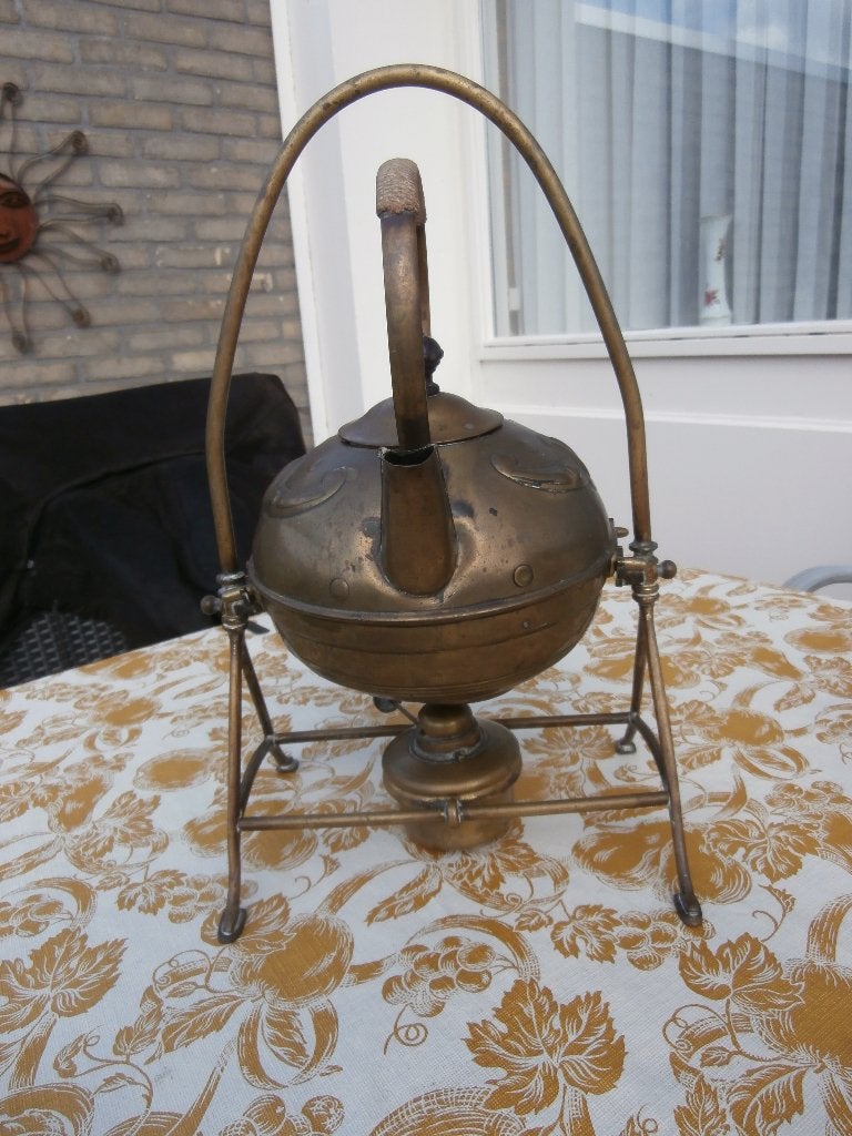 Antieke koperen spiritus waterketel met kantelstandaard., Antiek en Kunst, Ophalen of Verzenden, Koper
