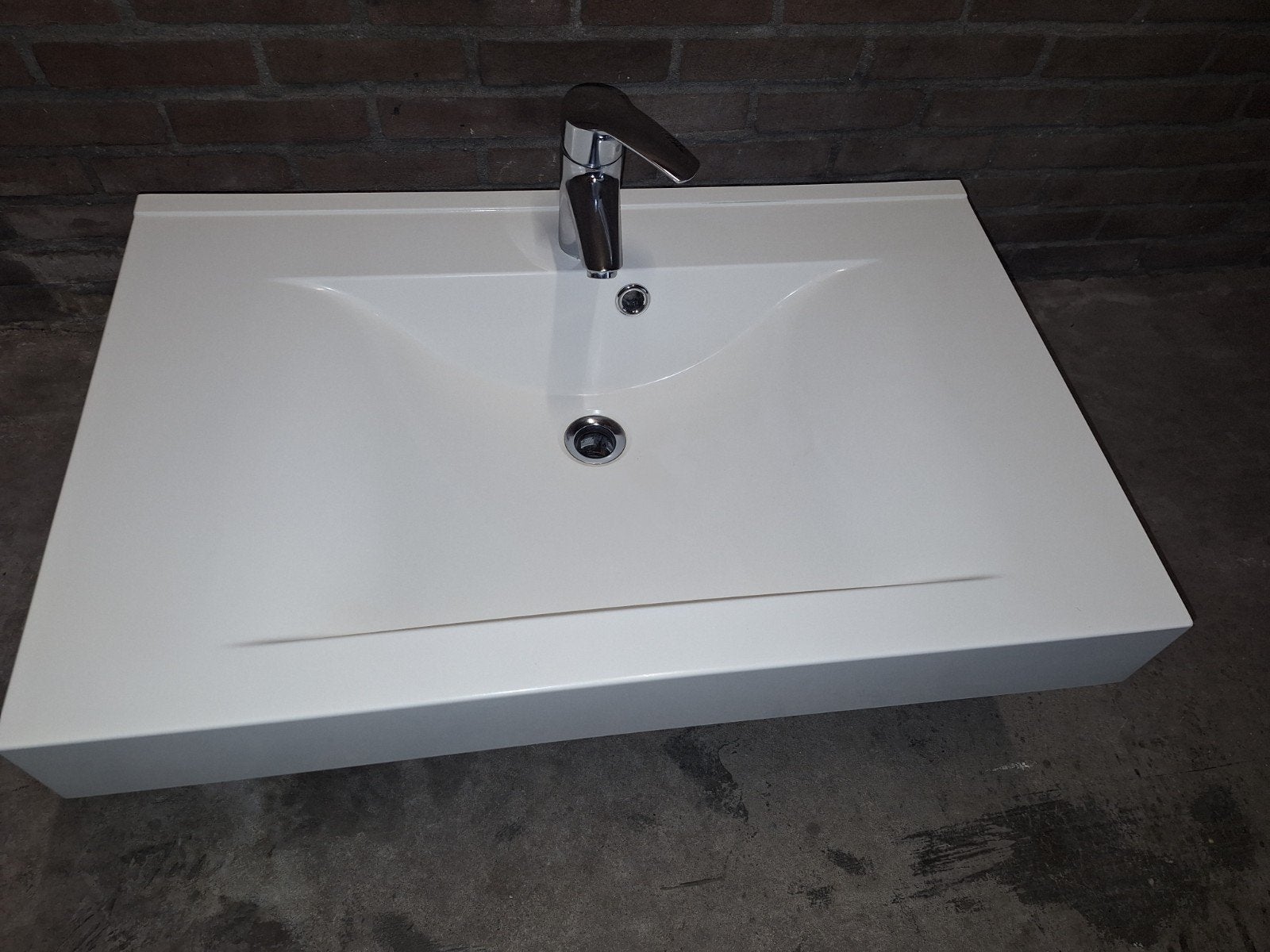 Wasbak wit, Grohe kraan, 80 x 50 x 10,5, Ophalen, Gebruikt, 50 tot 100 cm, Minder dan 100 cm
