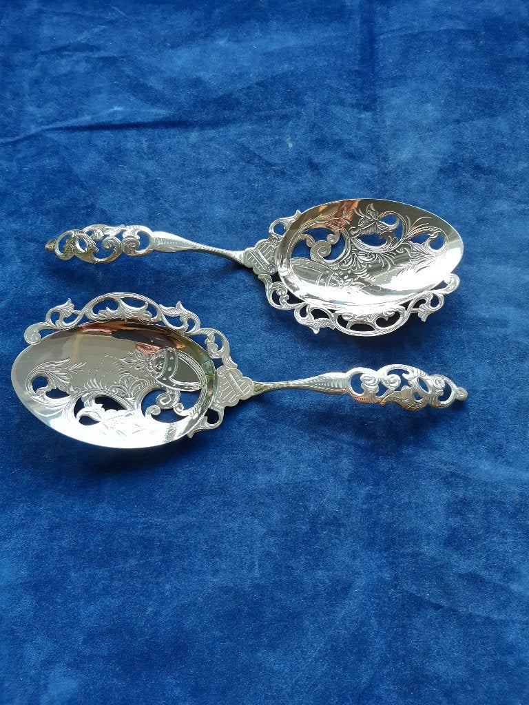 2 zilveren pasteischeppen van kempen &amp; zn doos H Hijmans, Verzenden, Zilver