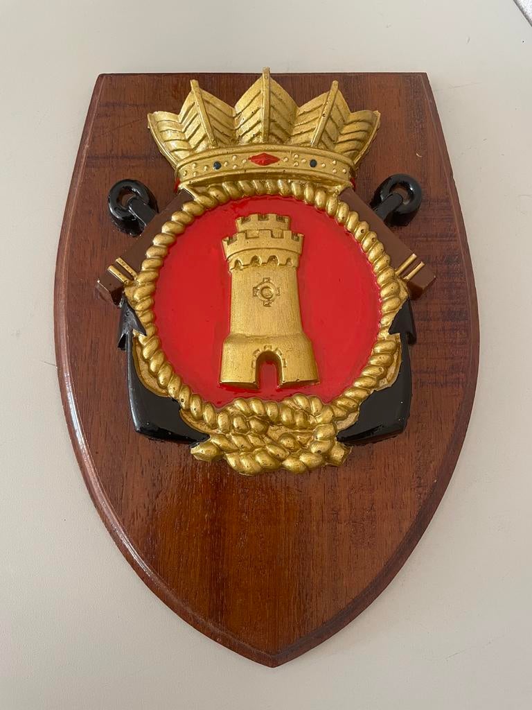 Wapenschildje Marine, Mijnenjager Hr. Ms. Middelburg, Verzamelen, Ophalen of Verzenden, Marine, Nederland, Kunstobject