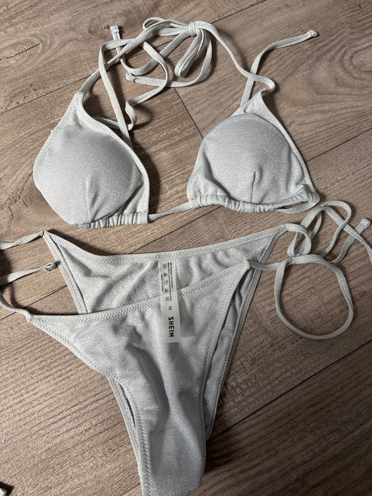 Shein Bikini Zilver Glitter Maat M, Kleding | Dames, Ophalen of Verzenden, Zo goed als nieuw, Zilver, Bikini
