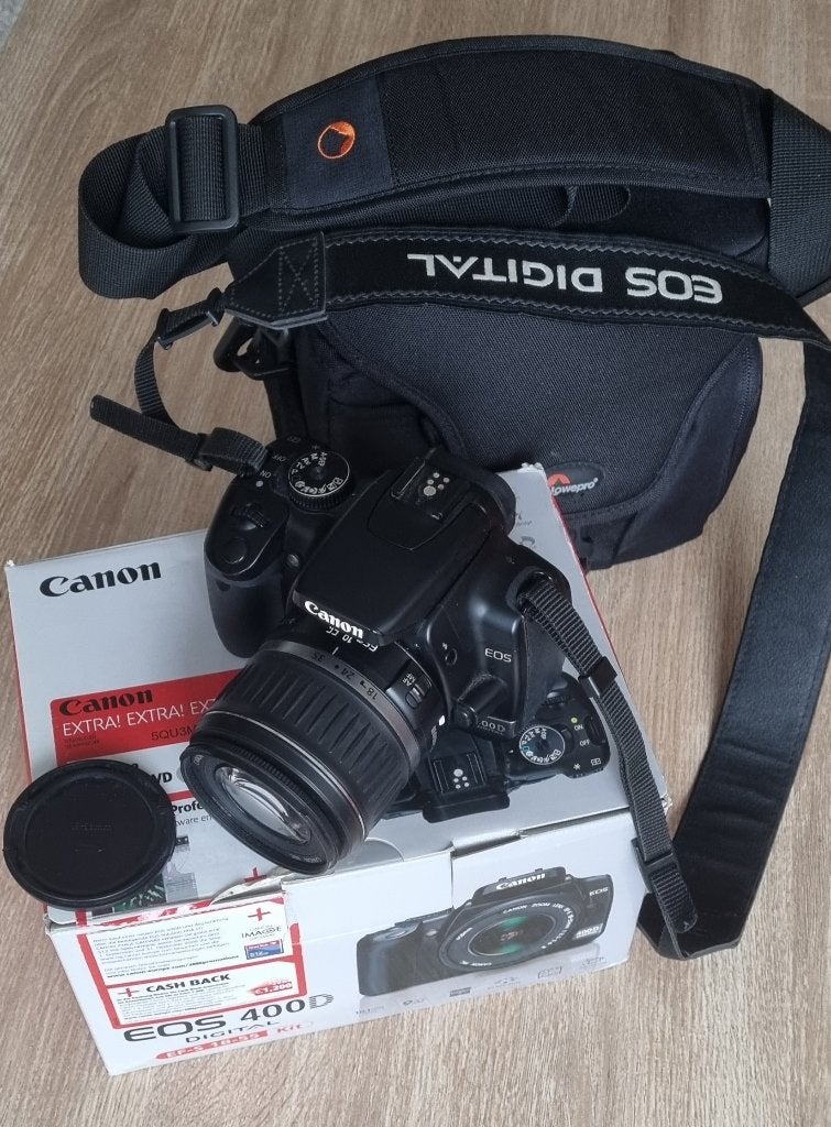 Canon EOS 400D body + Canon EF-S 18-55 mm lens+ tas, Spiegelreflex, Canon, Ophalen of Verzenden, Zo goed als nieuw