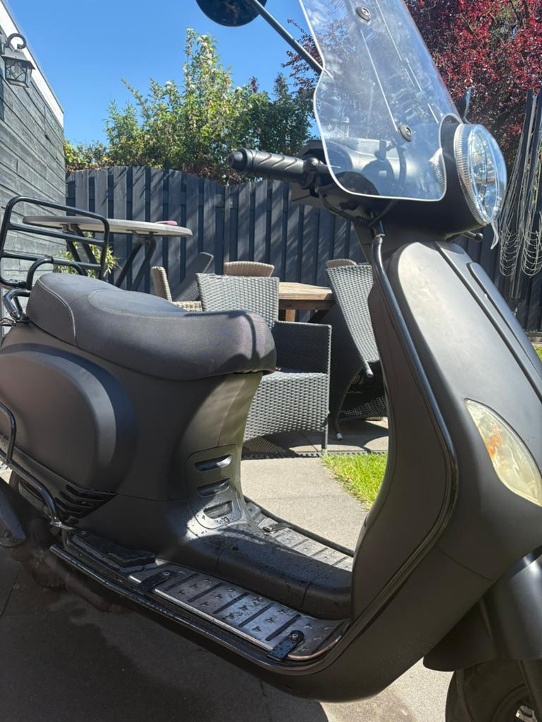 La Souris scooter mat zwart 2022, Overige merken, Gebruikt, Ophalen of Verzenden