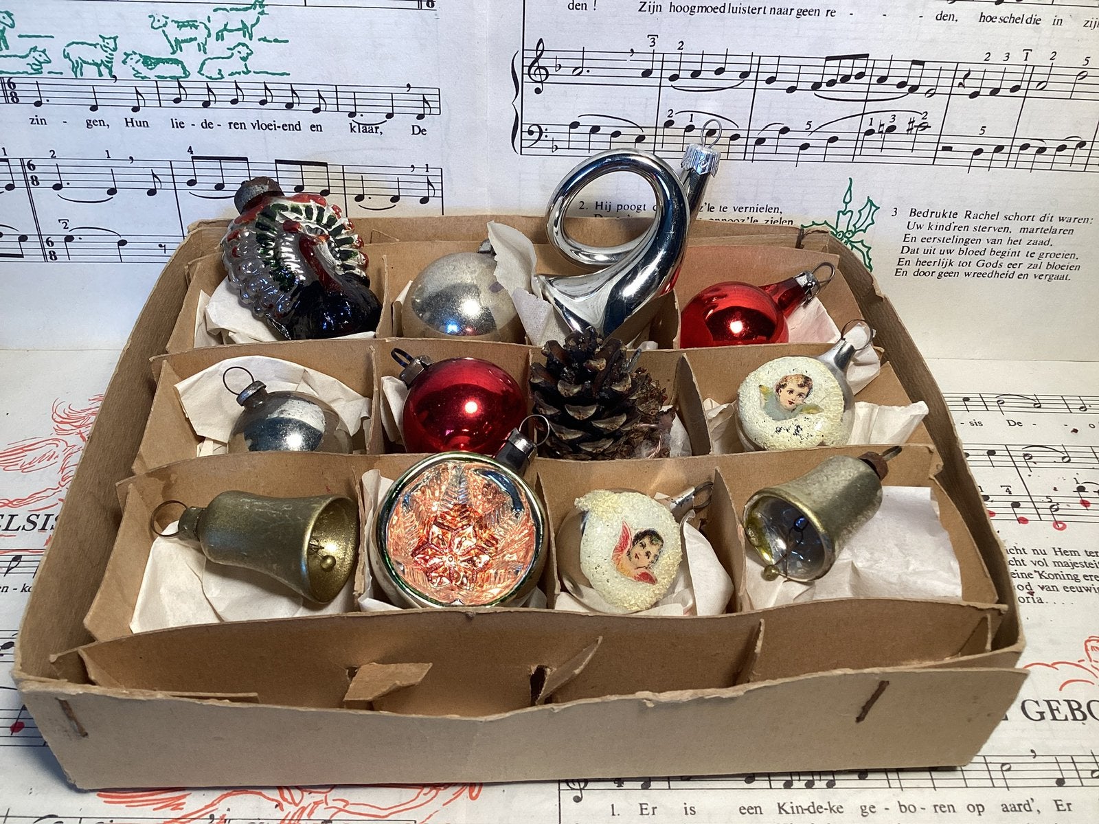 Oude kerstballen p/doos van 12 st.max.22,50 Puurnostalgie, Ophalen of Verzenden, Gebruikt