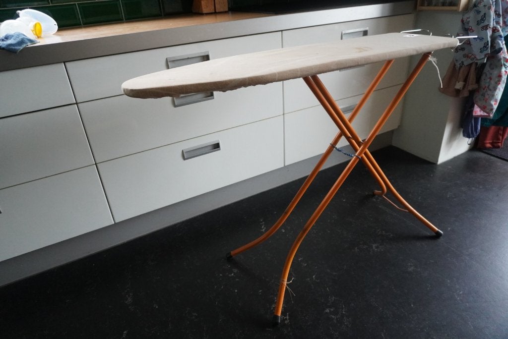 Strijkplank met gratis nieuwe overtrek, Ophalen, Gebruikt