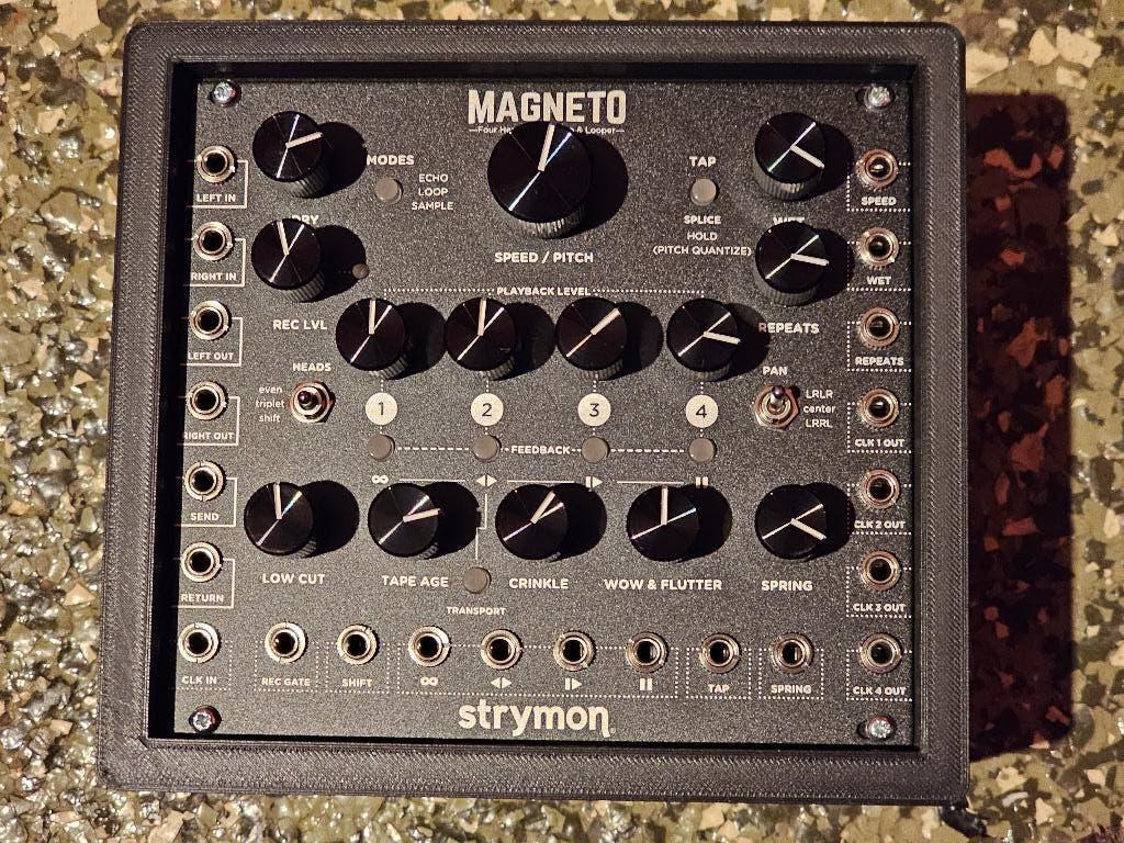 MAGENTO strymon Four Head  Tape Echo & Looper, Ophalen of Verzenden, Zo goed als nieuw, Delay of Echo