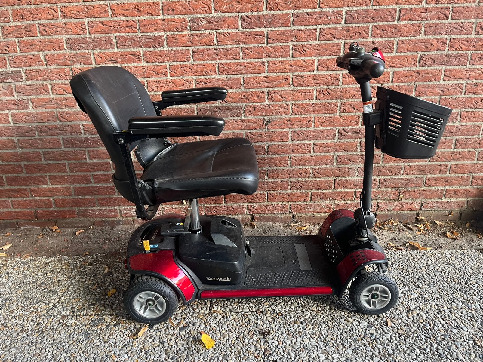 Opvouwbare inklapbare scootmobiel *nieuwe accu’s*, Diversen, Brommobielen en Scootmobielen, Ophalen, 10 km/u of minder, 16 t/m 25 km