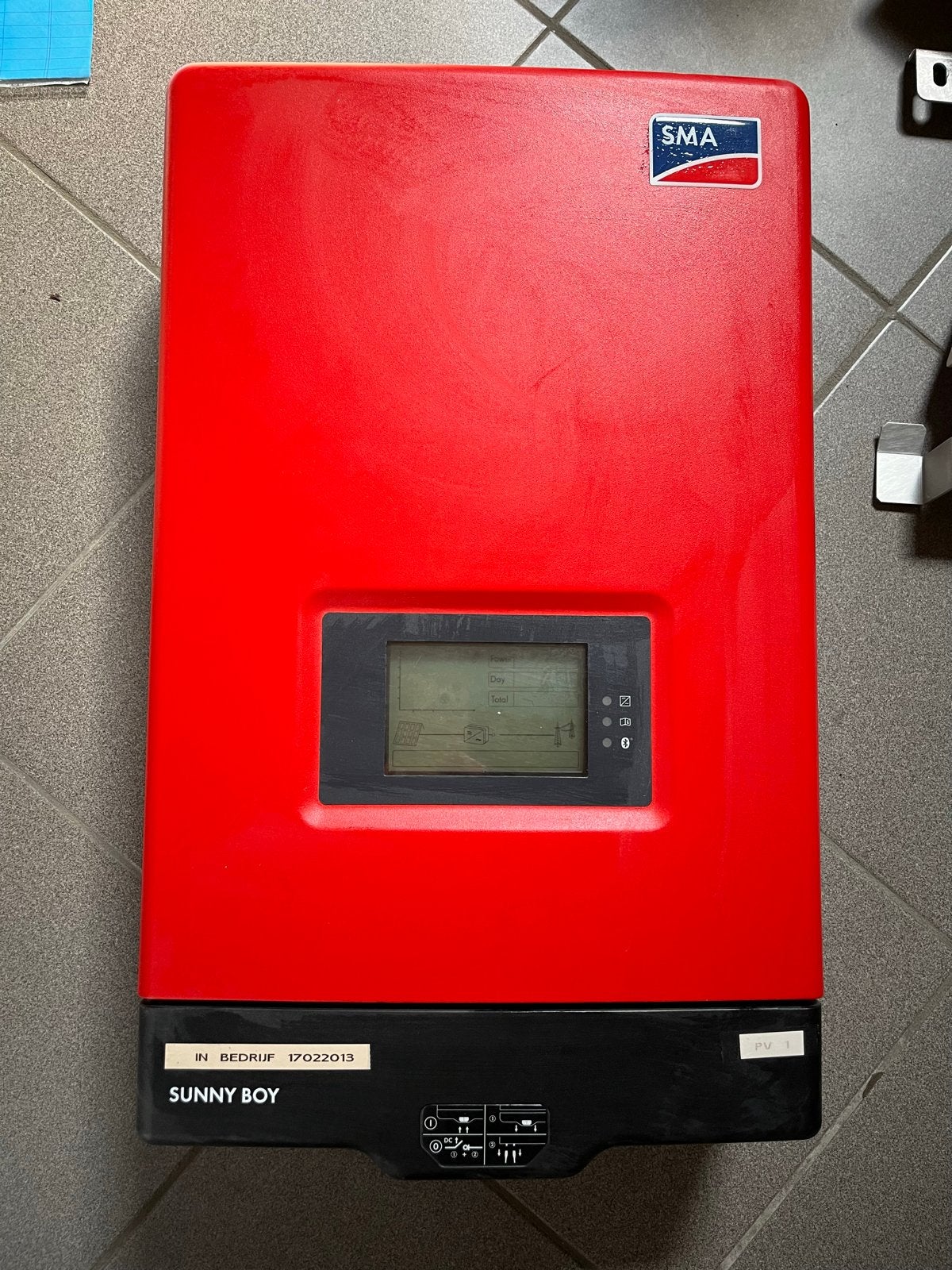SMA Sunny Boy 3000HF-30 omvormer voor zonnepanelen, Doe-het-zelf en Verbouw, Ophalen of Verzenden, Gebruikt, Overige typen, 200 wattpiek of meer