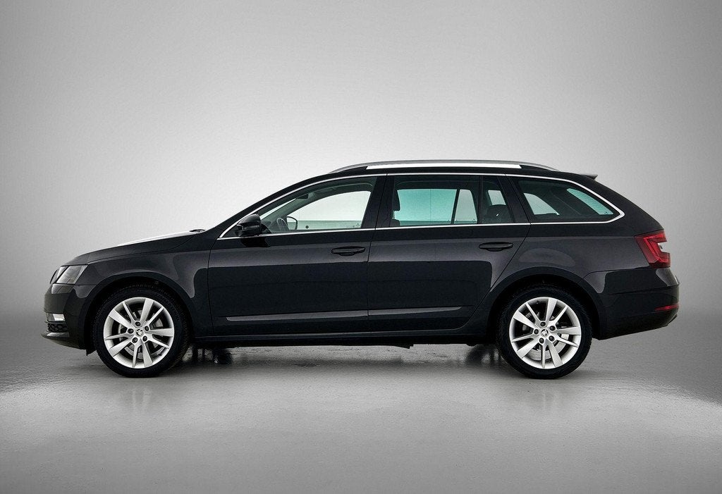 Skoda Octavia Combi 1.0 TSI Greentech Clever Edition, Auto's, Skoda, 12 maanden, Gebruikt, Zwart, Origineel Nederlands