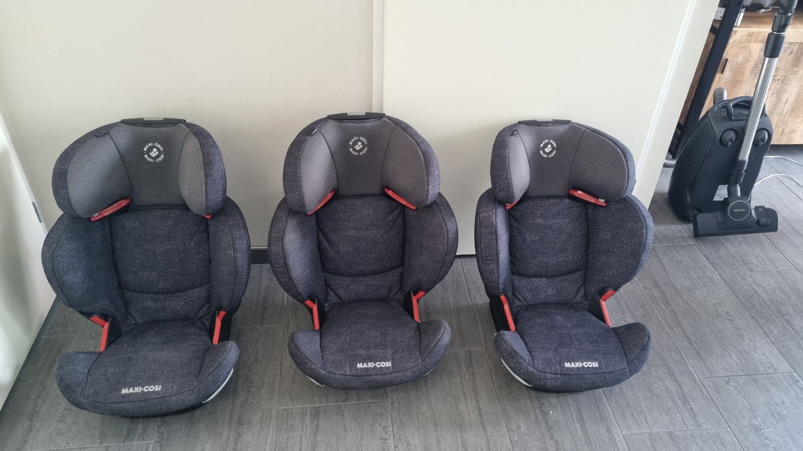 Maxi Cosi Rodi fix kinderstoel met isofix 3 stuks, Kinderen en Baby's, Autostoeltjes, Ophalen, Gebruikt, 15 t/m 36 kg, Isofix