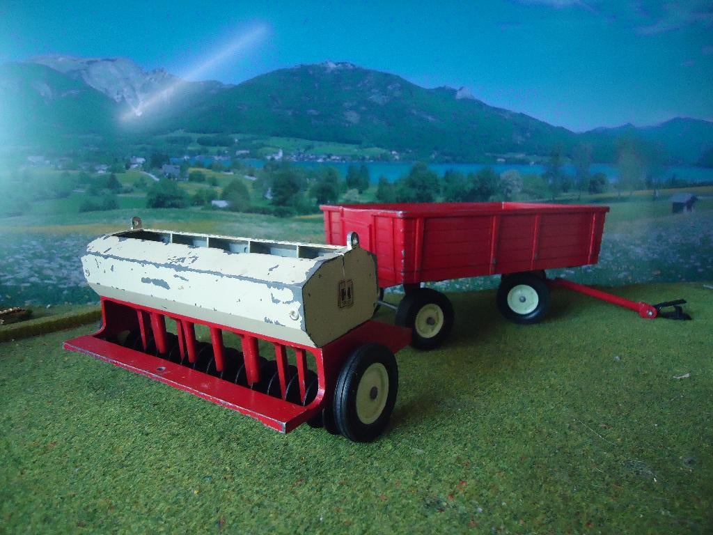 1/16 ERTL International Harvester zaaimachine met aanhanger, Ophalen of Verzenden, Gebruikt, Overige typen, ERTL