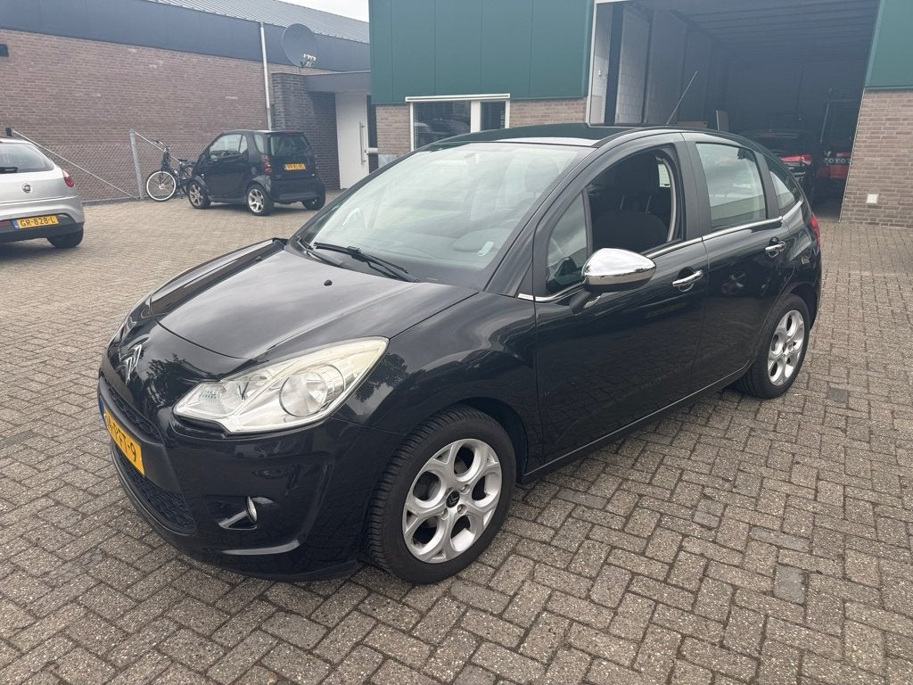 Citroen C3 1.4 Ligne Business Airco Navi LM Velgen, Euro 5, Parkeersensor, Alcantara, Zwart