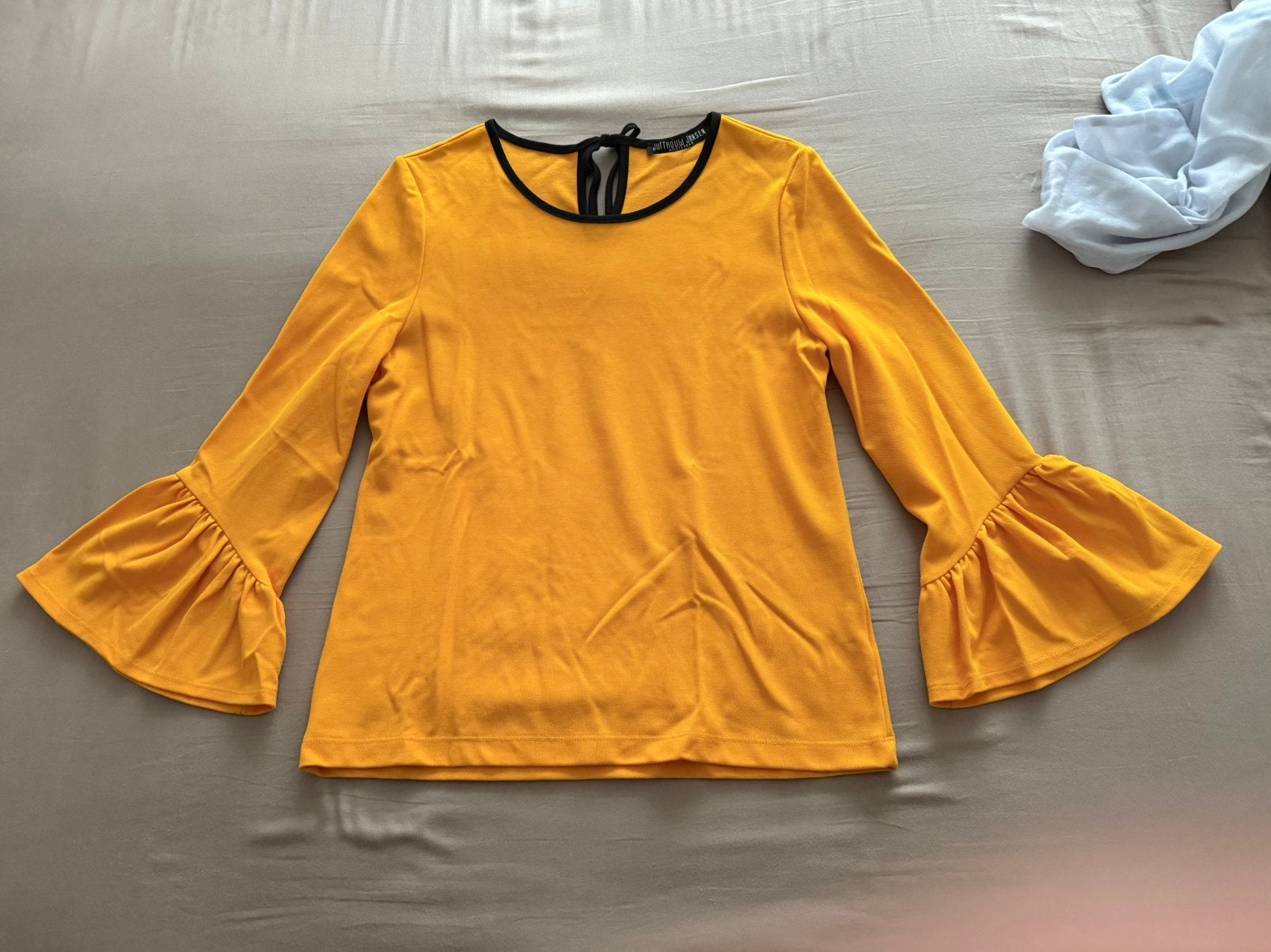 Uniek truitje van Juffrouw Jansen!, Kleding | Dames, Tops, Zo goed als nieuw, Maat 38/40 (M), Korte mouw, Ophalen of Verzenden