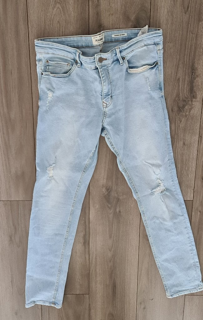 Pull&Bear Super Skinny Jeans - Lichtblauw met scheuren, Blauw, Ophalen of Verzenden, Zo goed als nieuw, Pull&Bear