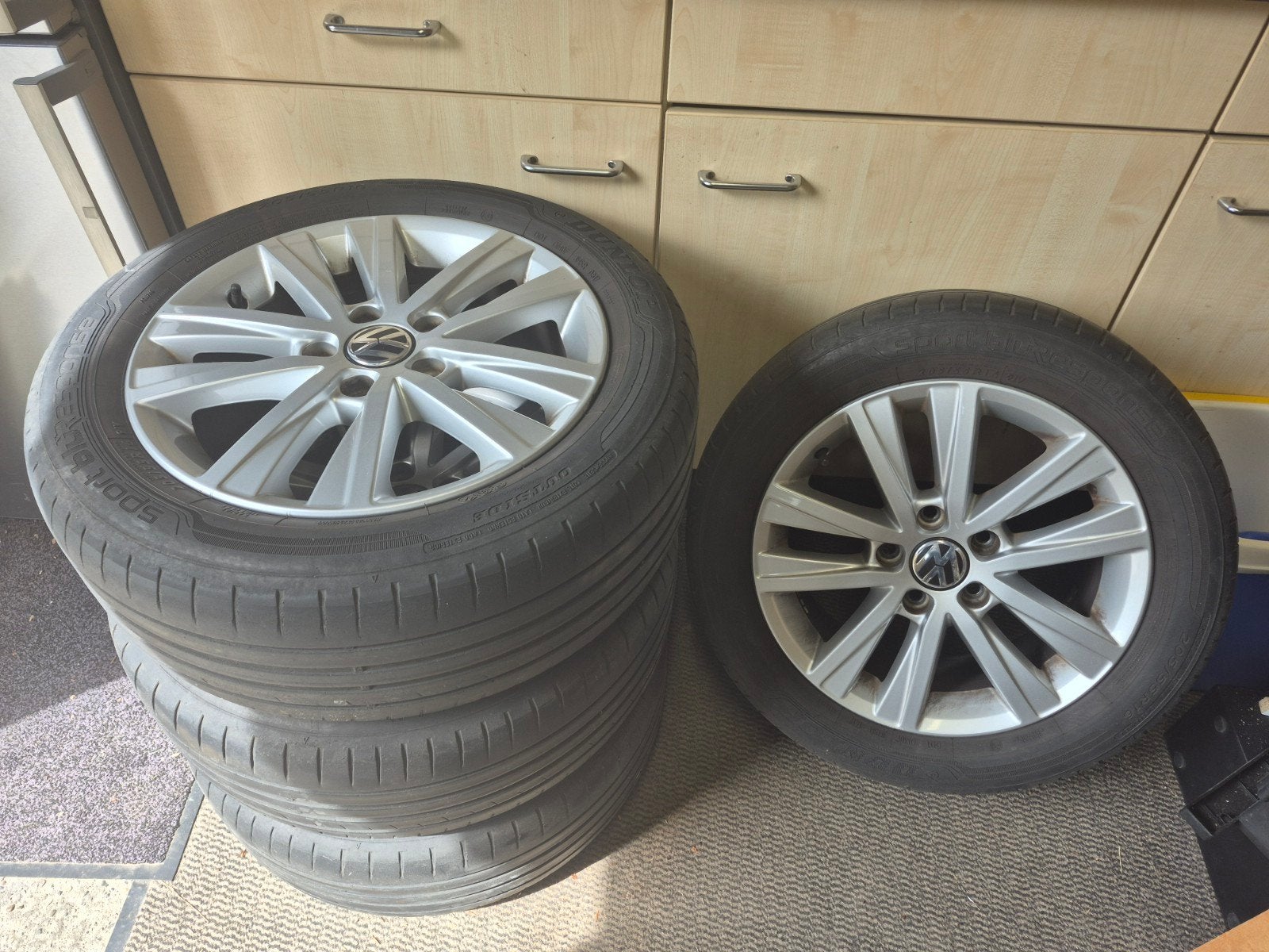 Volkswagen zomerbanden op velgenset 205/55R16 Dunlop Sport, Ophalen, Gebruikt, 16 inch, Banden en Velgen
