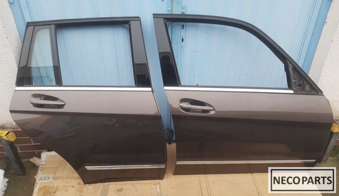 GLK X204 PORTIER DEUR KLEUR 526 ALLES LEVERBAAR !!!, Auto-onderdelen, Gebruikt, -, Ophalen of Verzenden, Spatbord