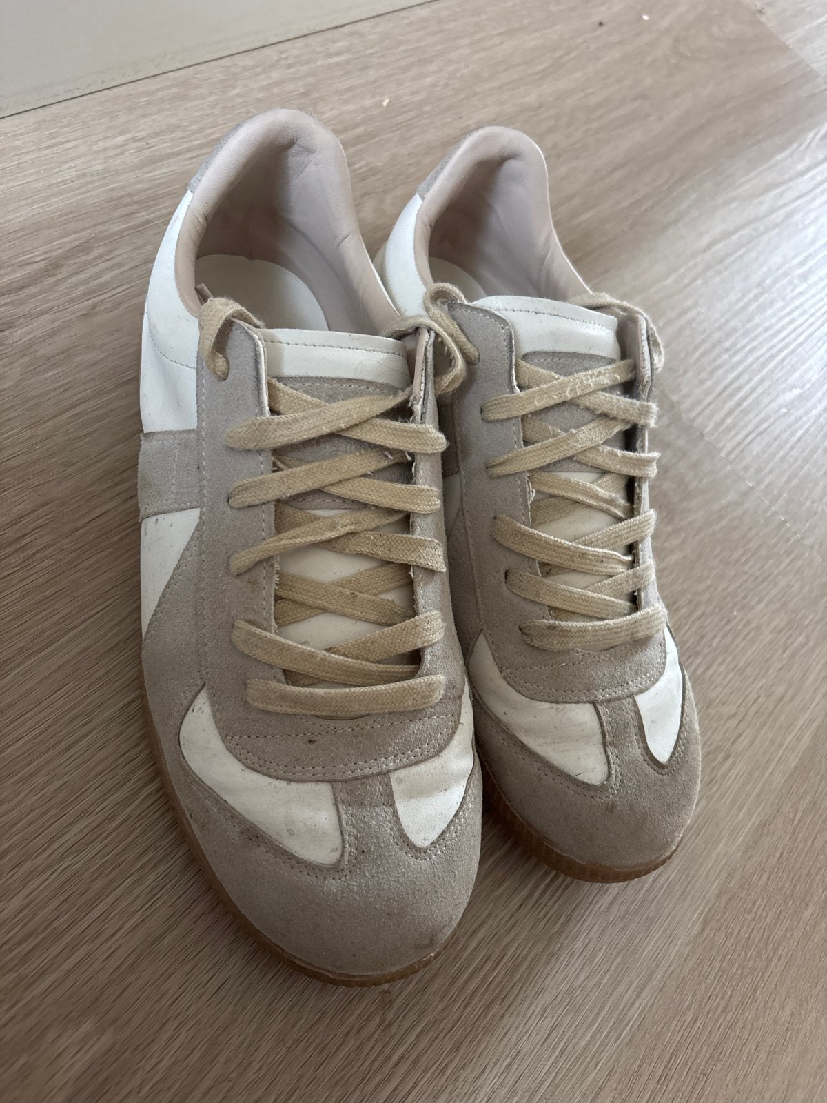 Maison Margiela Replica Sneakers - Maat 42, Kleding | Dames, Ophalen of Verzenden, Gedragen, Beige, Sneakers of Gympen