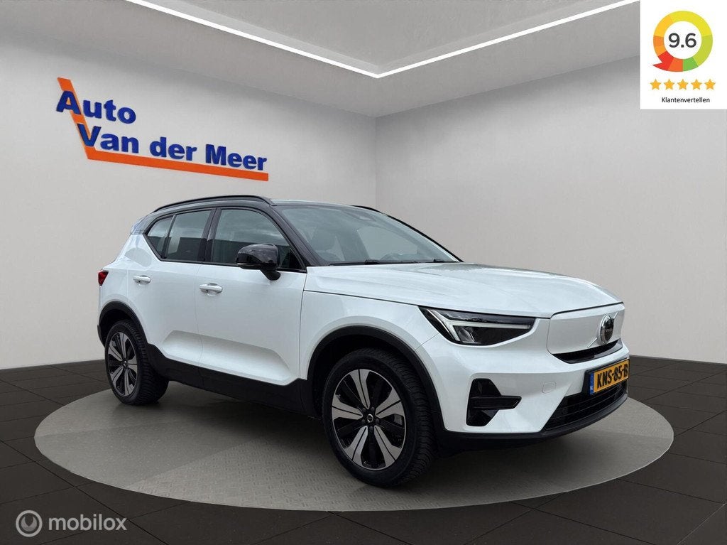 Volvo XC40 Recharge Twin Plus 78 kWh, Auto's, Volvo, Automaat, Stof, Gebruikt, Zwart