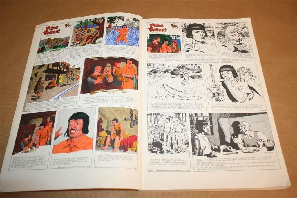 Prins Valiant — Hal Foster, Ridderstrip Koning Arthur, Eén stripboek, Ophalen of Verzenden, Gelezen