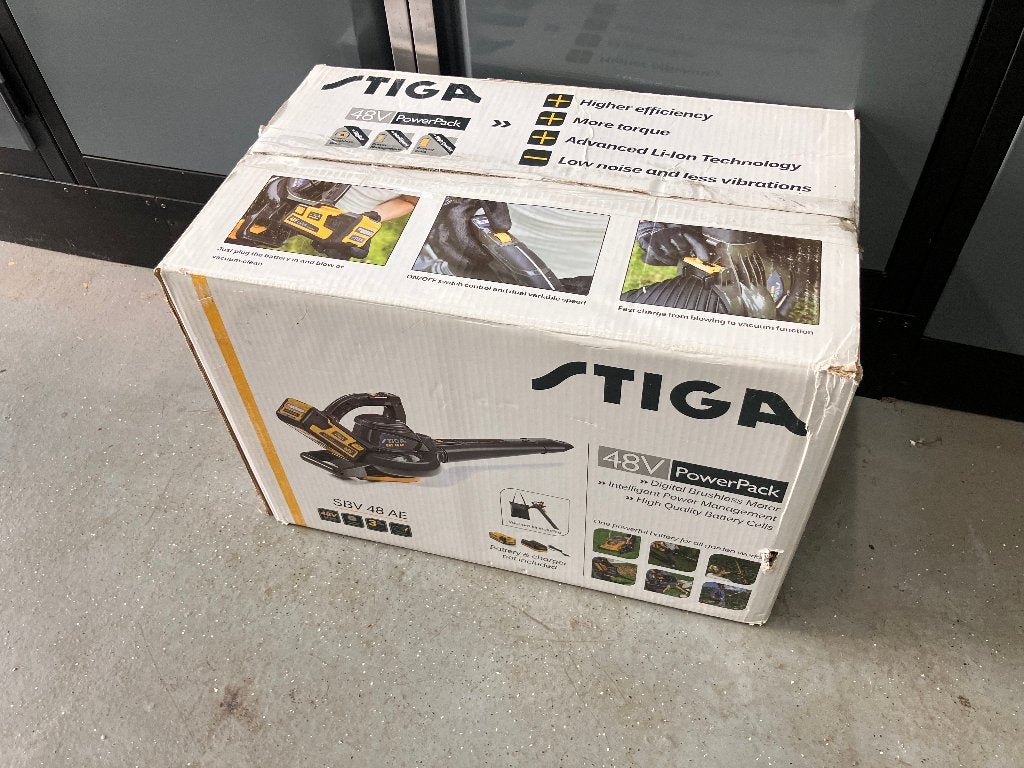 Nieuwe STIGA SBV 48 AE Bladblazer en bladzuiger op accu, 48V, Tuin en Terras, Met opvangzak, Stiga, Nieuw, Ophalen of Verzenden