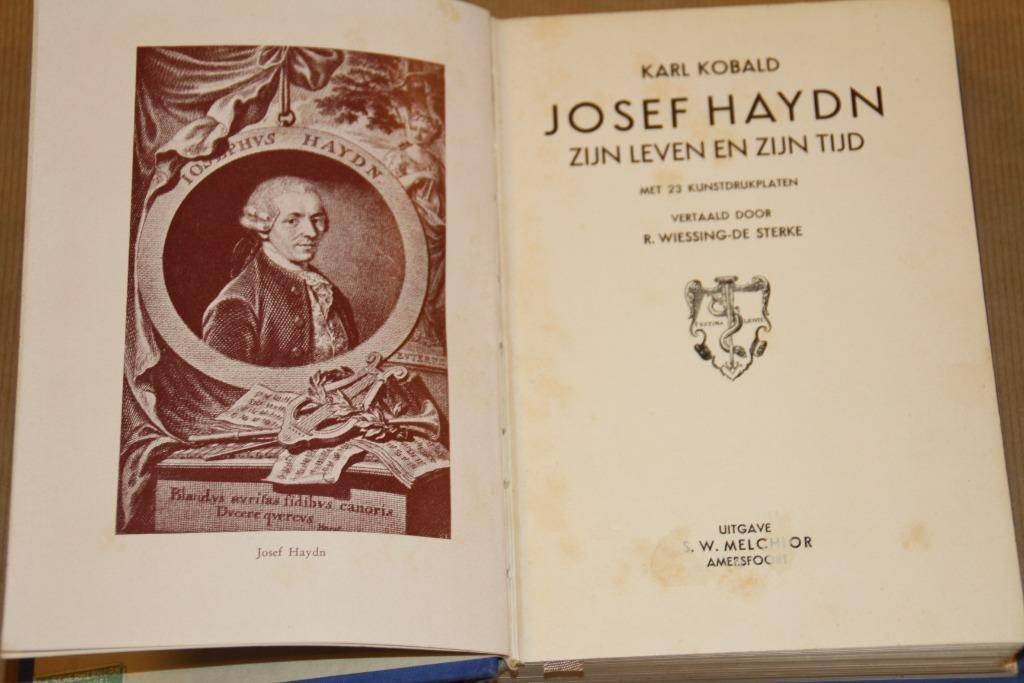 Boek over componist Josef Haydn - Zijn leven en zijn tijd, Boeken, Ophalen of Verzenden, Gelezen, Artiest