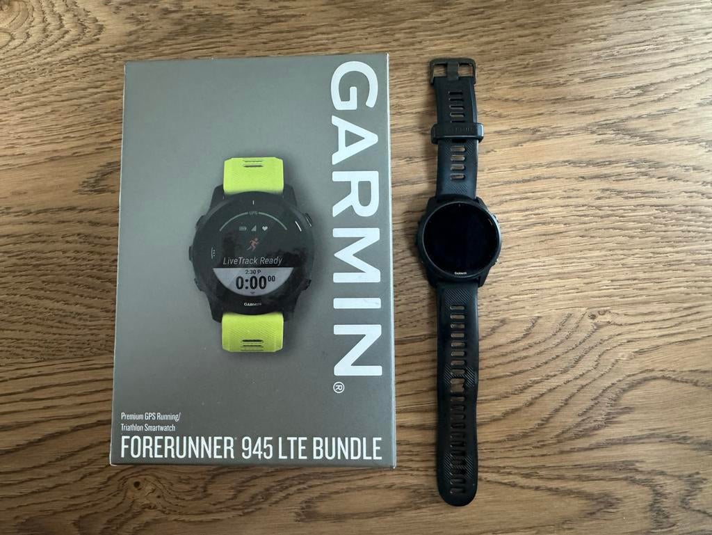 Garmin Forerunner 945 LTE Zwart, Sieraden, Tassen en Uiterlijk, Sporthorloges, Gebruikt, Zwart, Ophalen of Verzenden, Waterdicht
