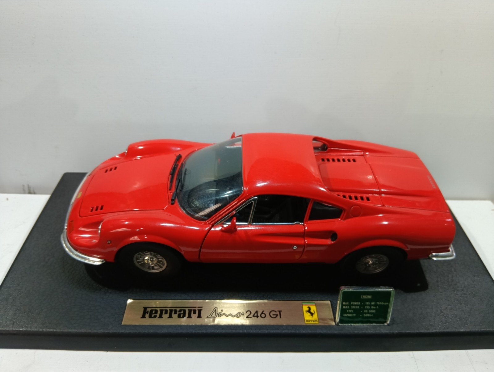Ferrari Dino 246 GT schaalmodel 1:18, Hobby en Vrije tijd, Modelauto's | 1:18, Ophalen of Verzenden