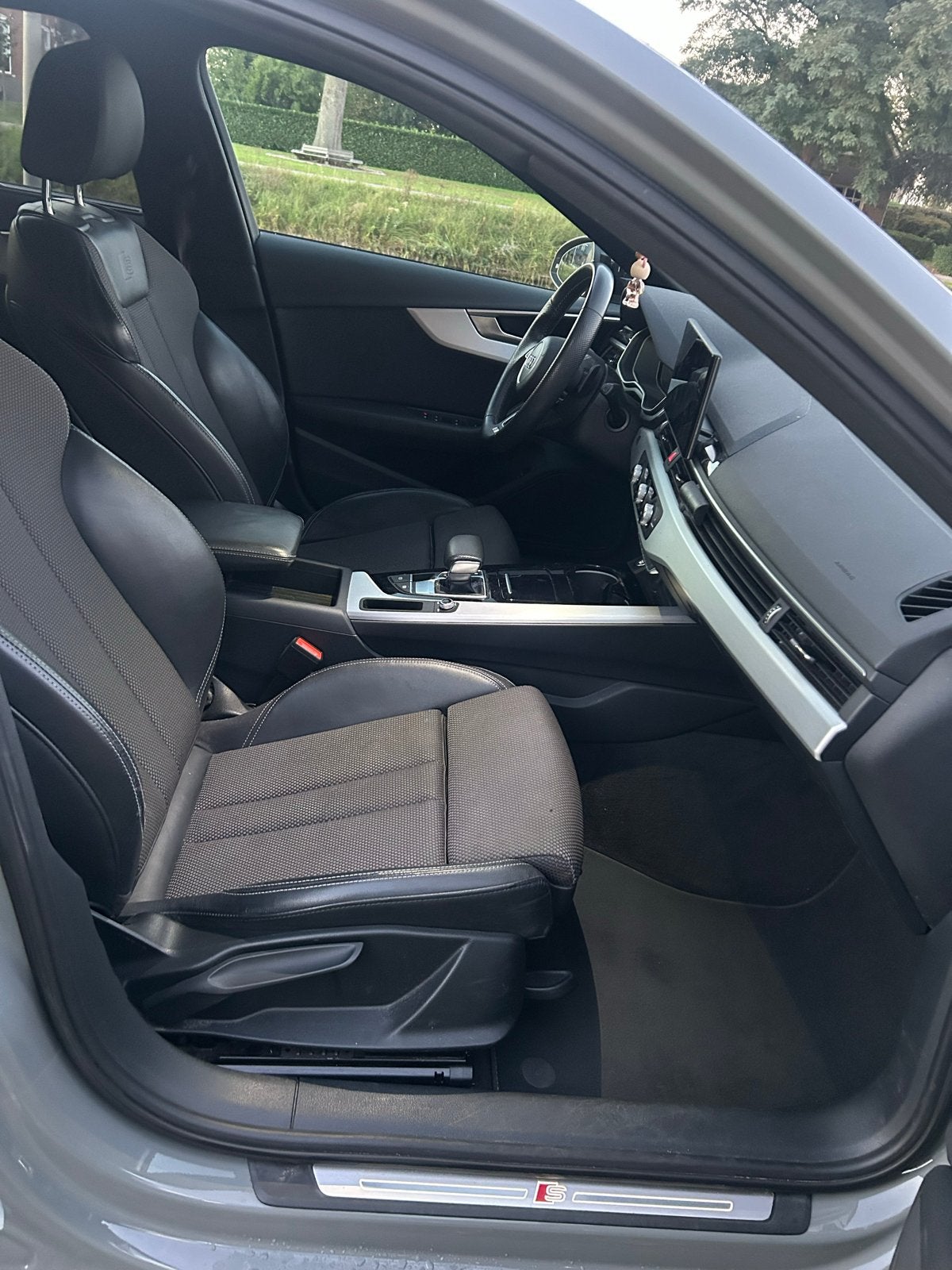 Foto 6 van Audi A4 2.0 Tdie 136pk 2020 Grijs