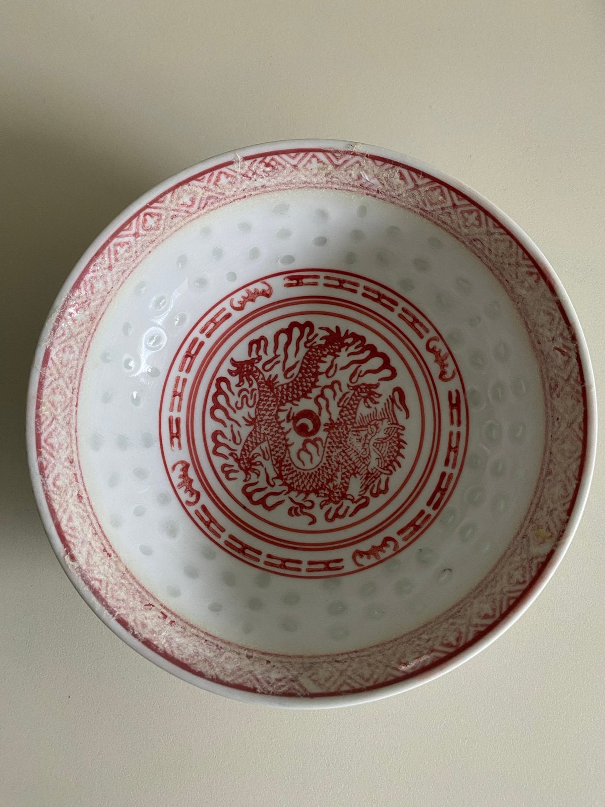 Chinees schaaltje met drakenmotief, Antiek en Kunst, Ophalen of Verzenden
