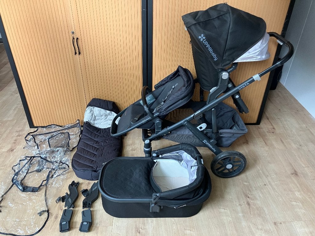 Complete UPPA baby Vista V2 Duo (Jake/Zwart) + accessoires!, Gebruikt, Duowagen, Combiwagen, Ophalen