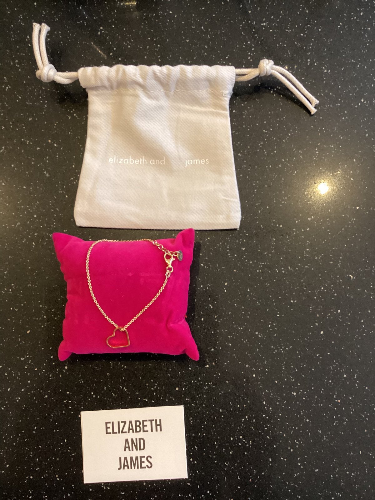 Elizabeth and James gouden hart armband nieuw, Sieraden, Tassen en Uiterlijk, Ophalen of Verzenden, Nieuw, Goud, Goud