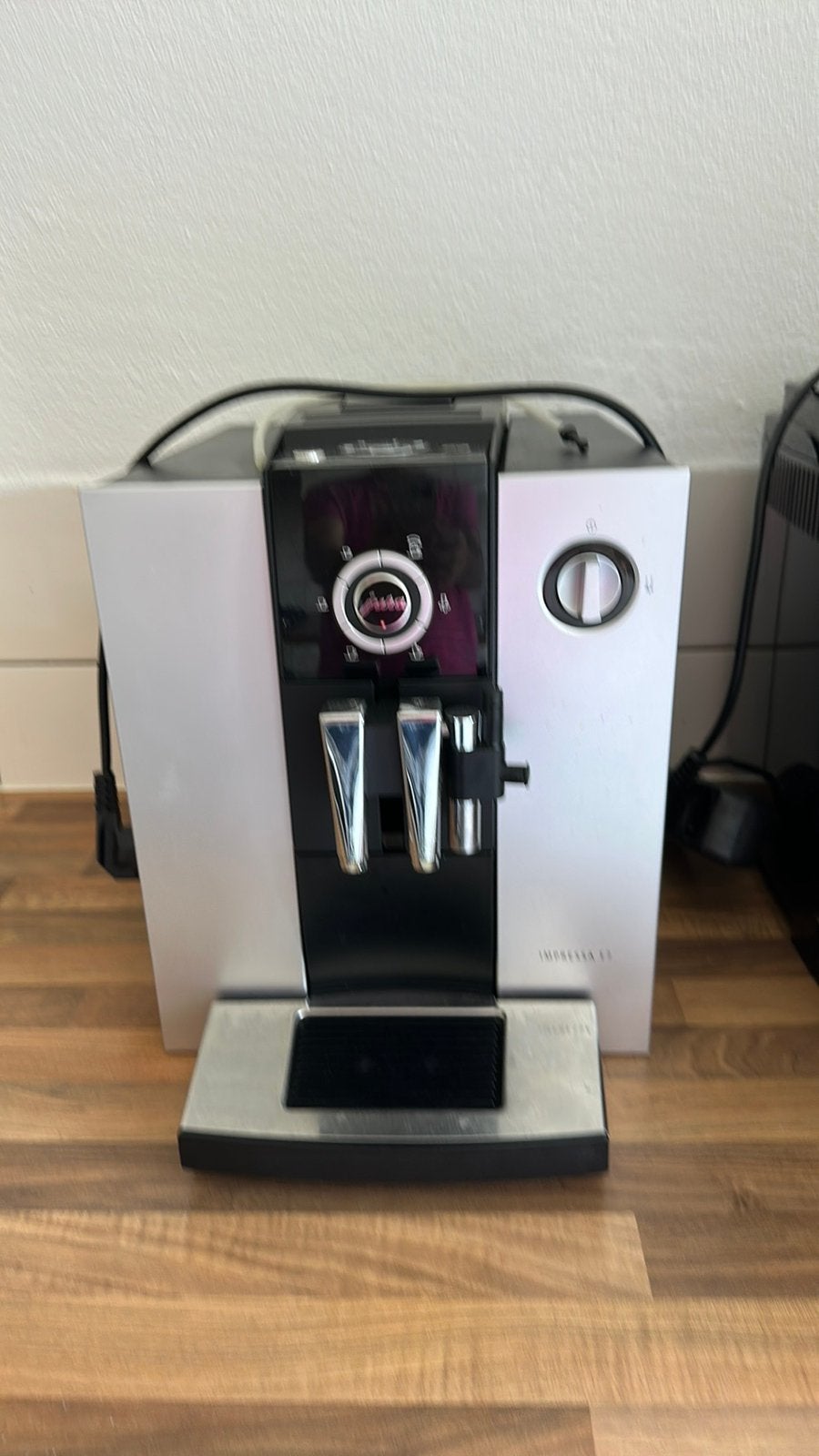 Jura impressa F7  Gereviseerd, Witgoed en Apparatuur, Koffiezetapparaten, Ophalen of Verzenden, Zo goed als nieuw, Koffiemachine