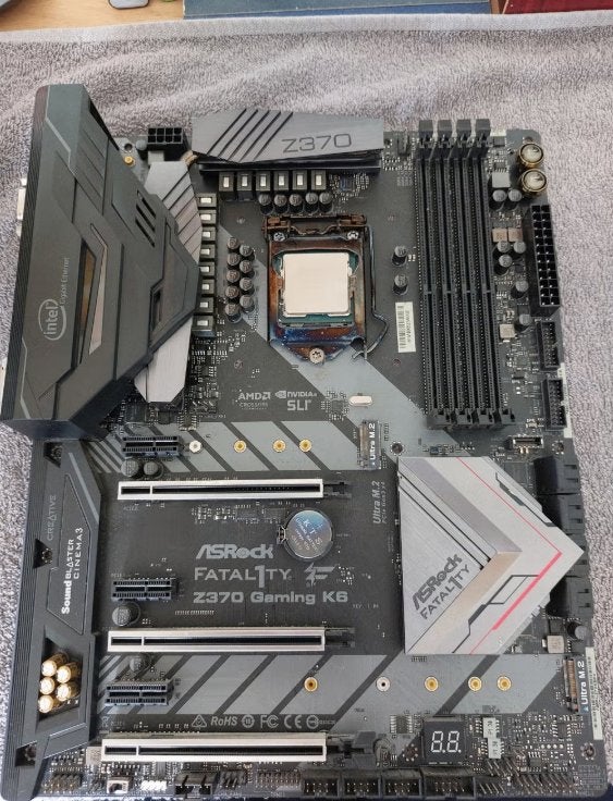 ASRock Fatal1ty Z370 Gaming K6 Moederbord (LGA1151), Computers en Software, Gebruikt, LGA1151, DDR4, Ophalen of Verzenden