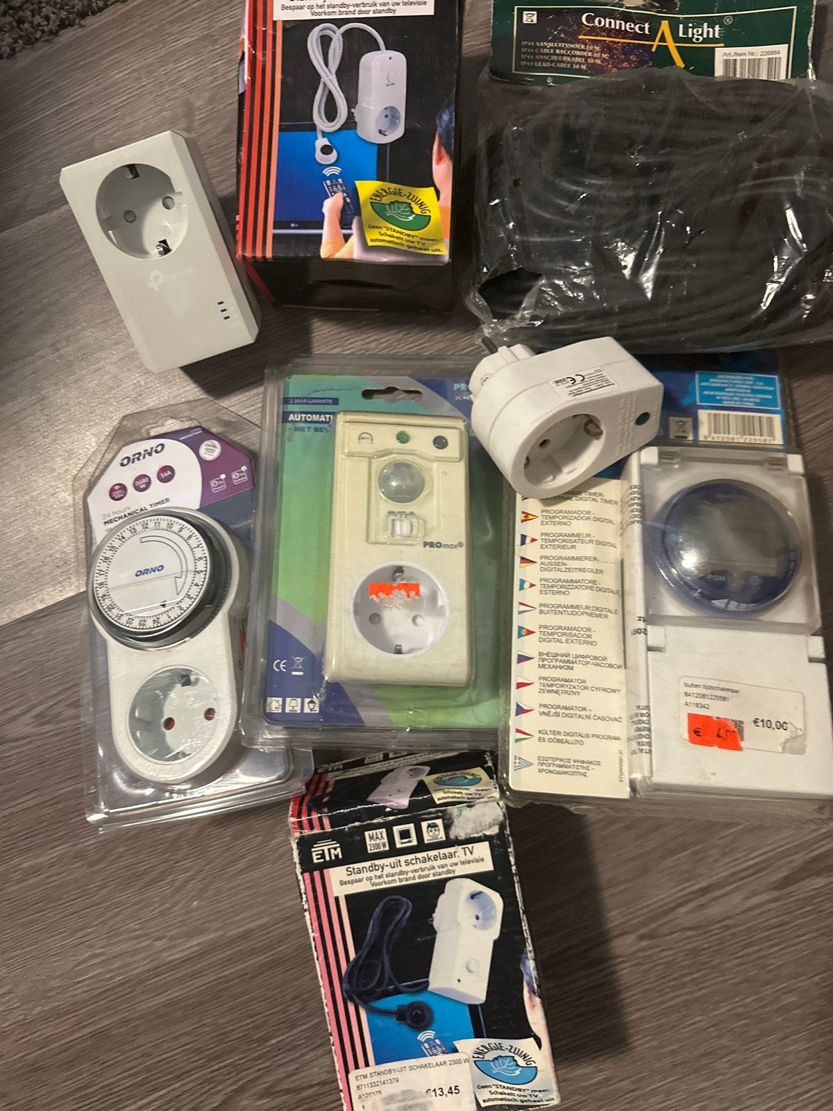 Diverse elektrische accessoires: schakelaars, timers, kabels, Doe-het-zelf en Verbouw, Elektra en Kabels, Ophalen of Verzenden